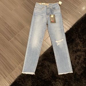 Levi’s 724 high rise straight cropped NWT